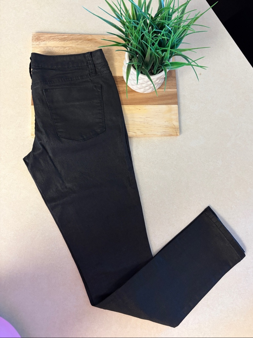 Mossimo Supply Co. Women's Straight Leg Jeans - Black
